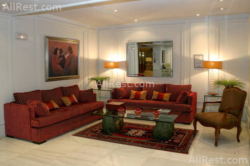 Lopez de Haro Hotel 4